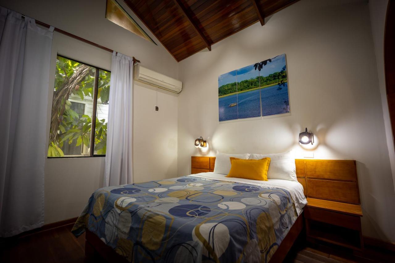 Los Gavilanes Hotel Pucallpa Eksteriør billede
