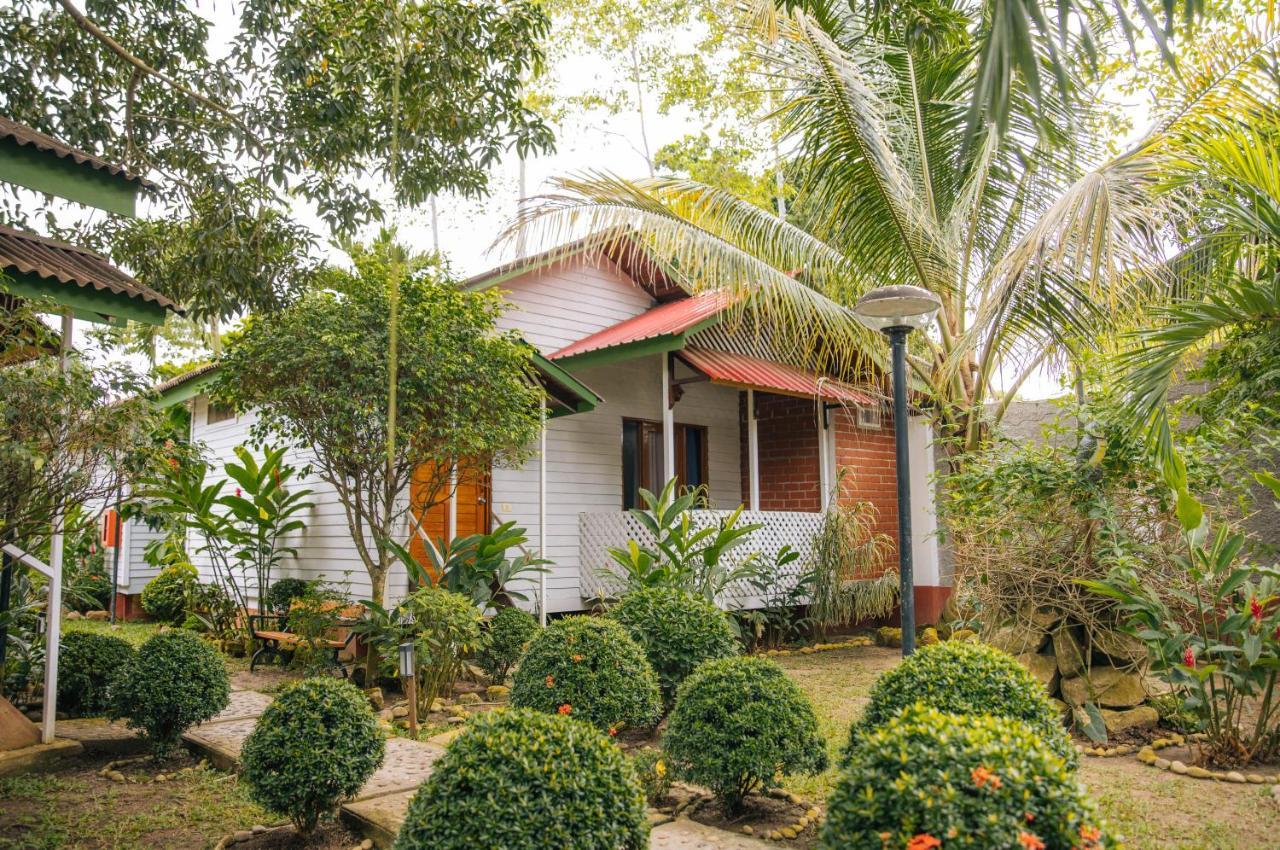 Los Gavilanes Hotel Pucallpa Eksteriør billede