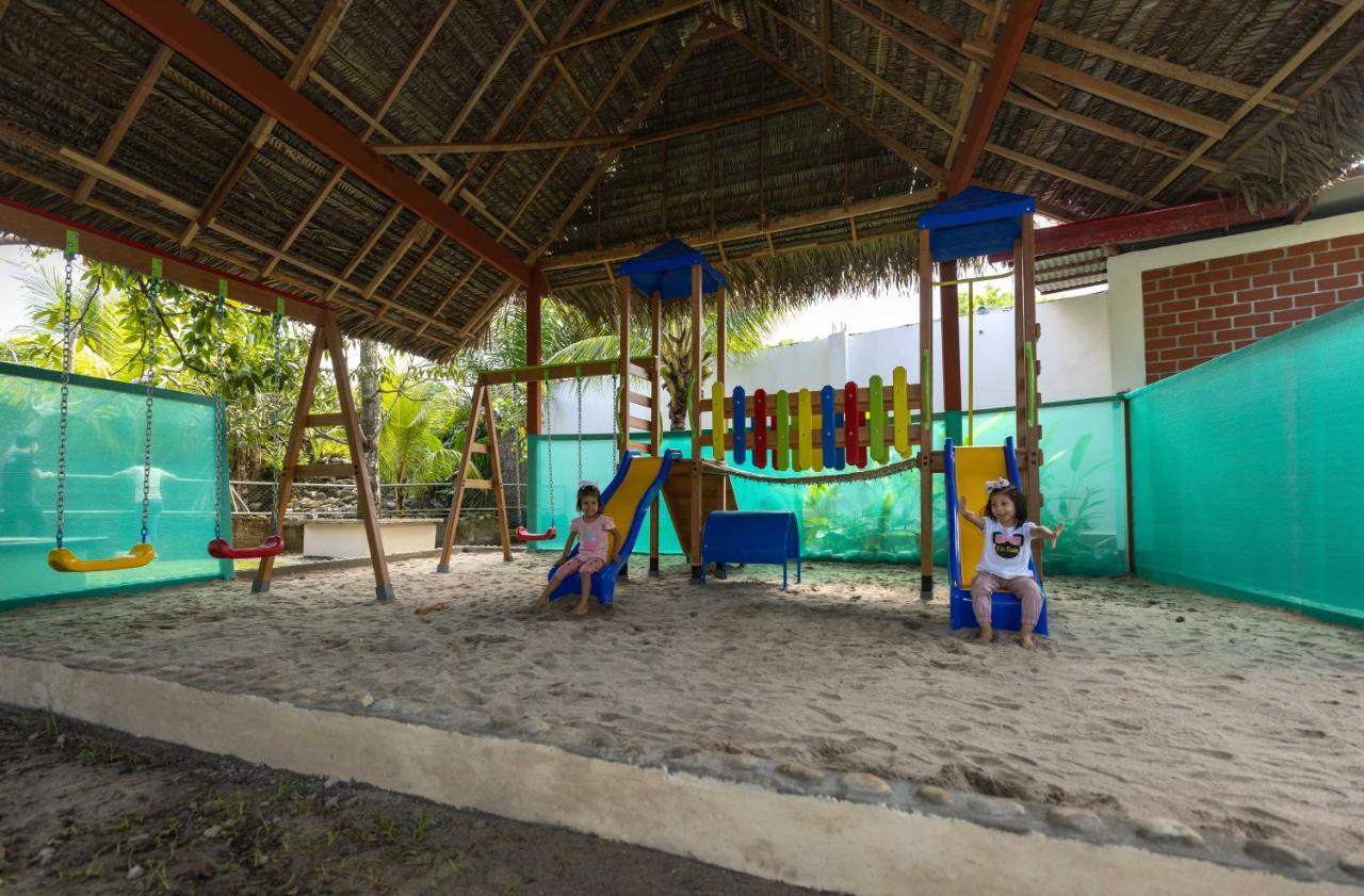 Los Gavilanes Hotel Pucallpa Eksteriør billede