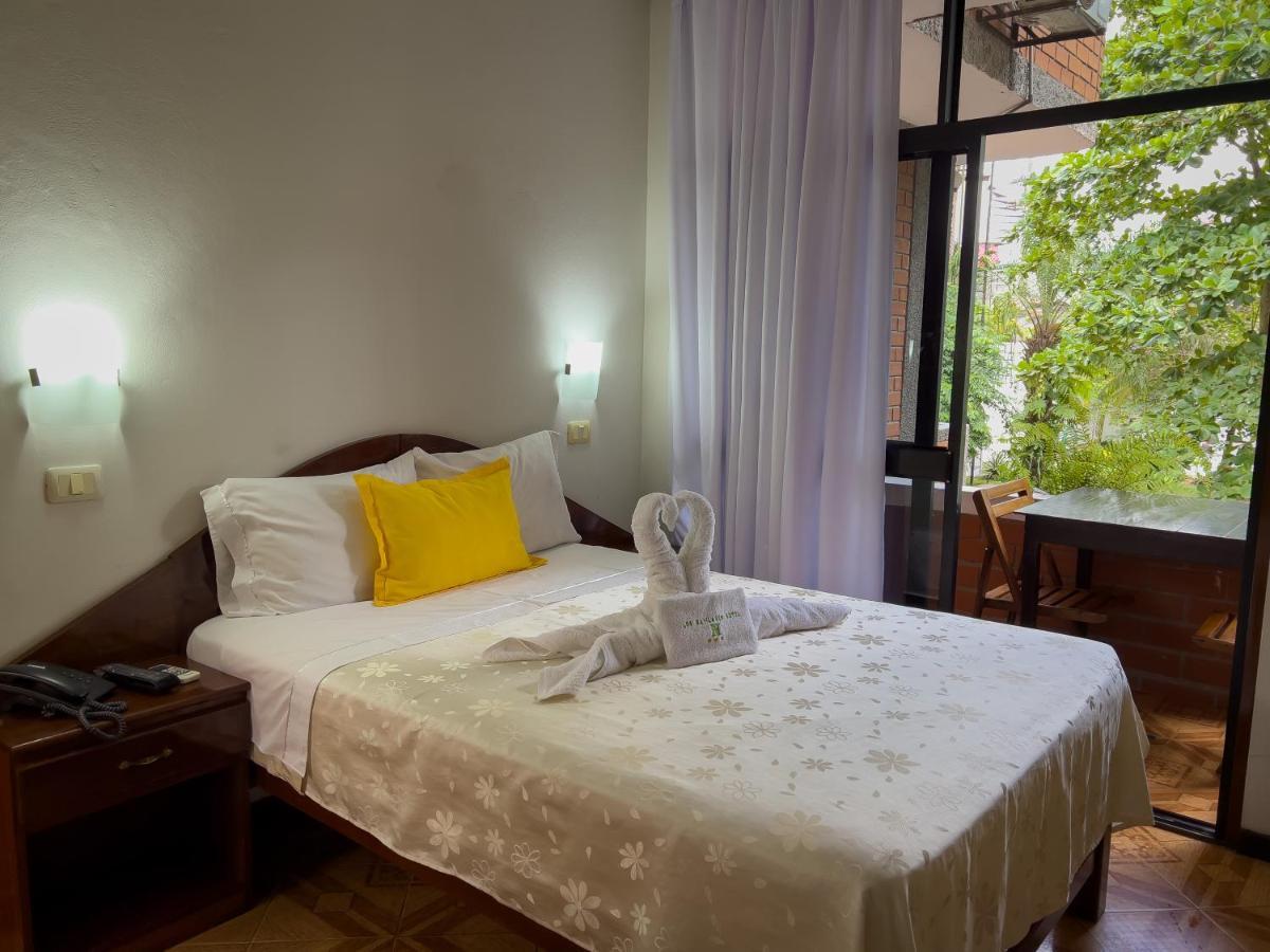 Los Gavilanes Hotel Pucallpa Eksteriør billede