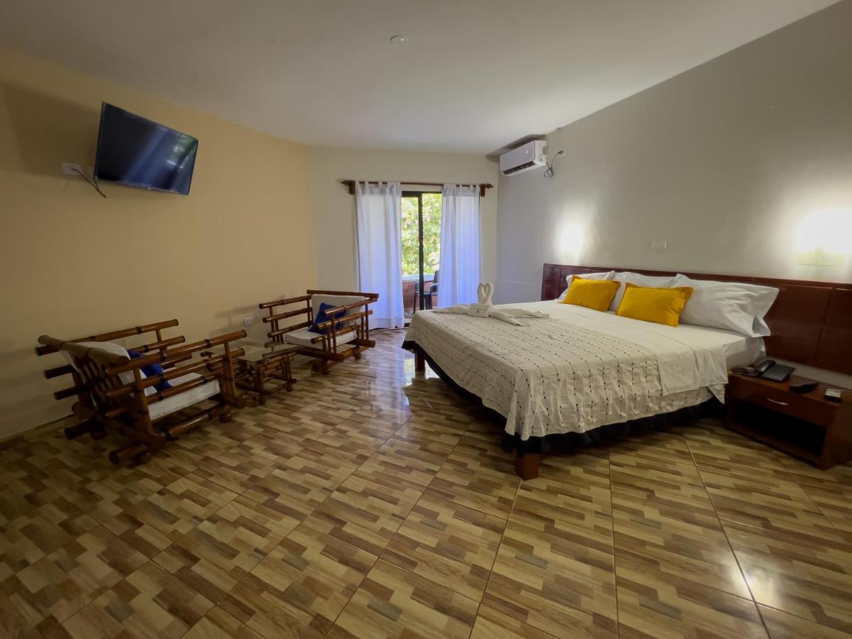 Los Gavilanes Hotel Pucallpa Eksteriør billede
