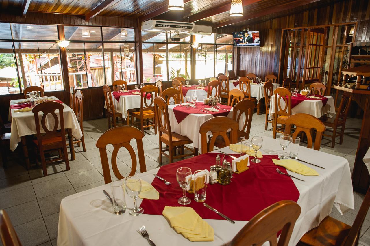 Los Gavilanes Hotel Pucallpa Eksteriør billede